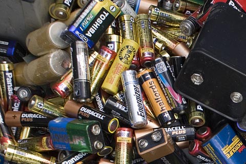 代驾车锂电池回收价_废电池如何回收_电池可以回收吗